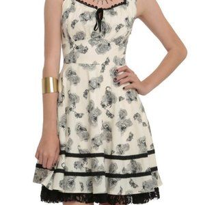 Hot Topic Floral Insect Bugs Gothic Lolita Dress